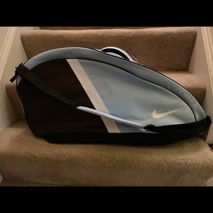 Nike Tennis 4-6 racket bag, Blue & White